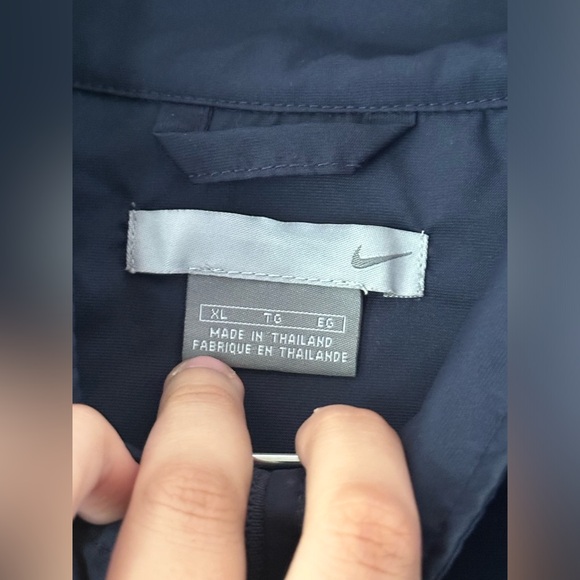 Vintage Nike Men's Size XL Navy Lightweight Windbreaker Jacket Full Zip - Picture 6 of 6